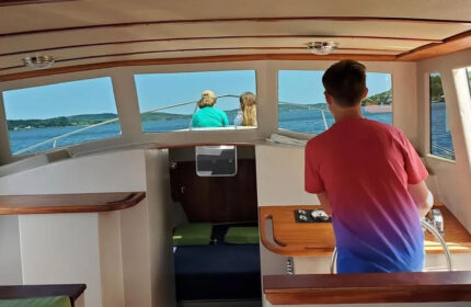 Cape Island Cruisers - Cruise the ocean safely.